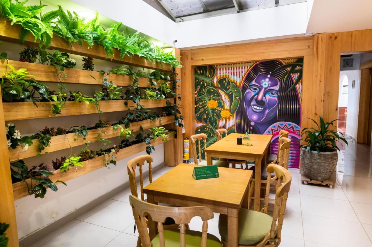 Adn Algo De Nosotros - Malaika Hostel Medellin Ngoại thất bức ảnh