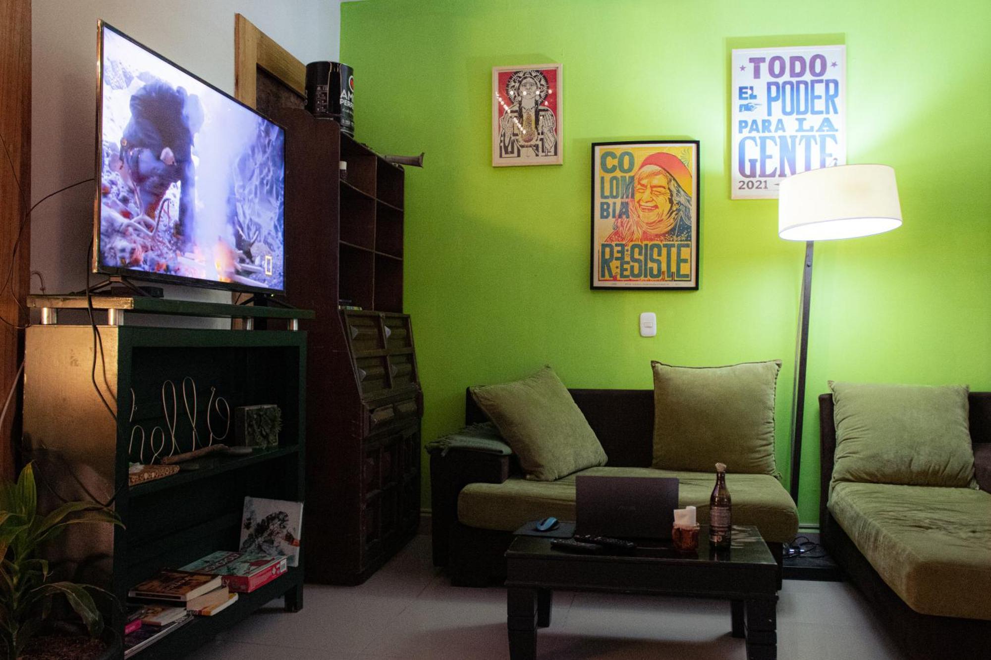 Adn Algo De Nosotros - Malaika Hostel Medellin Ngoại thất bức ảnh