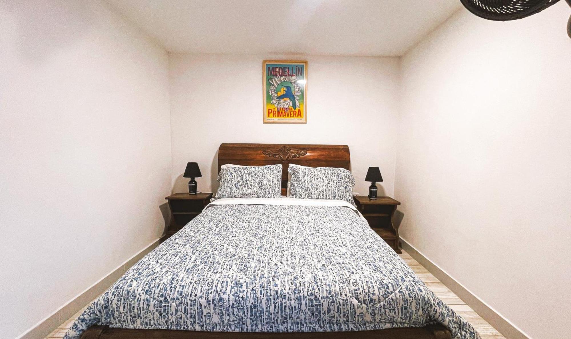 Adn Algo De Nosotros - Malaika Hostel Medellin Ngoại thất bức ảnh